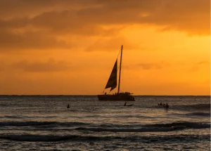 Sunset-in-Waikiki-Beach-Honolulu