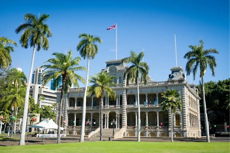 Front of Iolani Palace