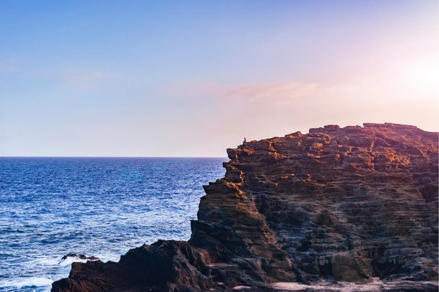 Halona Blowhole Lookout in the evening