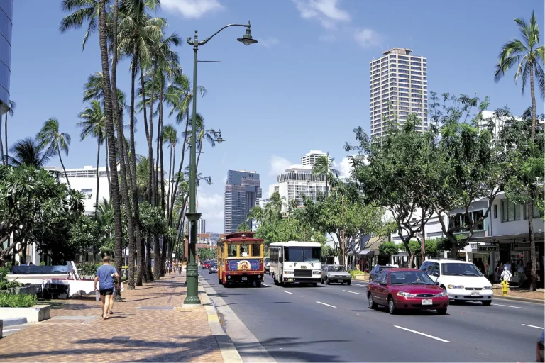 Honolulu Street Scene