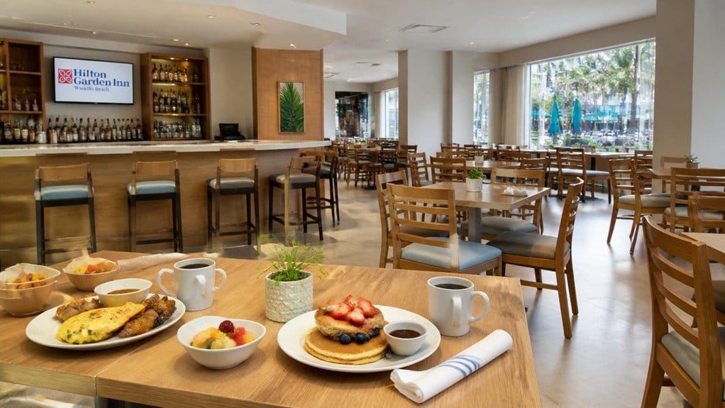 on site casual dining options