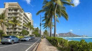 waikiki oceanfront convenience hub