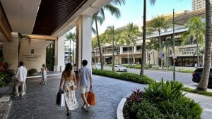 ala moana shopping staybases