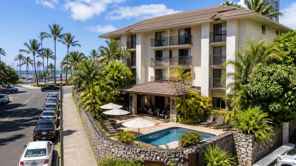 boutique family owned honolulu hotel