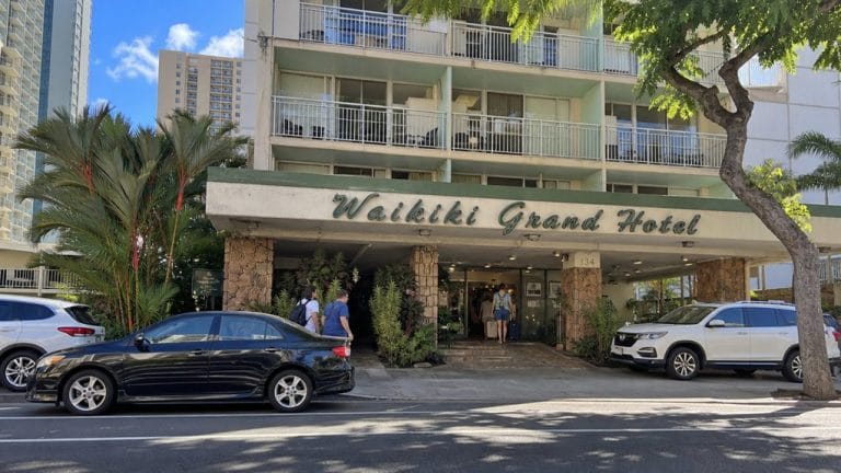 budget waikiki hotel near zoo