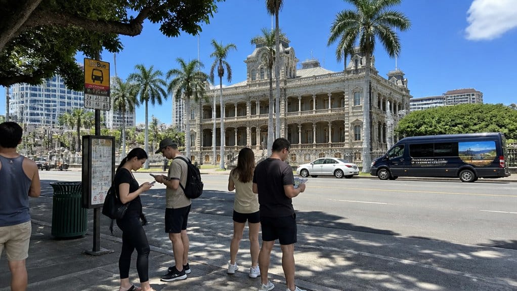 downtown iolani palace access