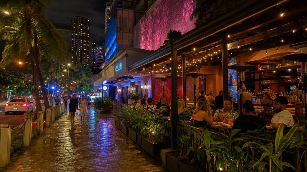 honolulu vibrant after dark scene