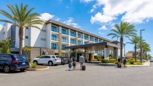 hotel near pearl city