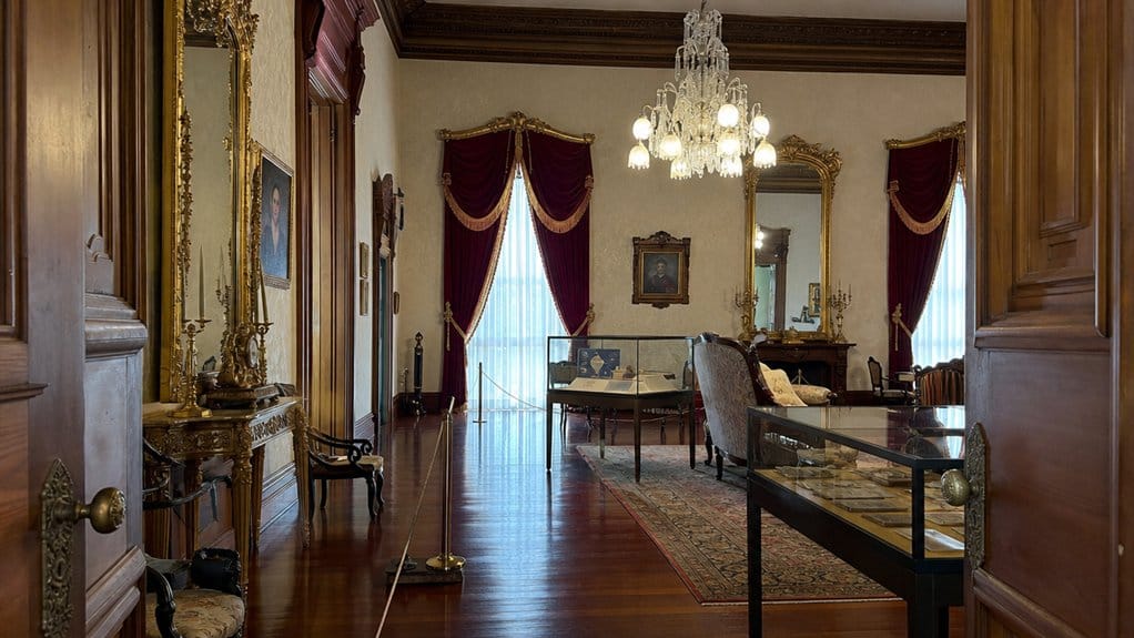 iolani palace interior exhibits tour