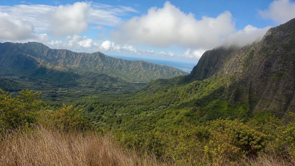 Oahu Mountain Ranges: Exploring the Koolau and Waianae Ranges