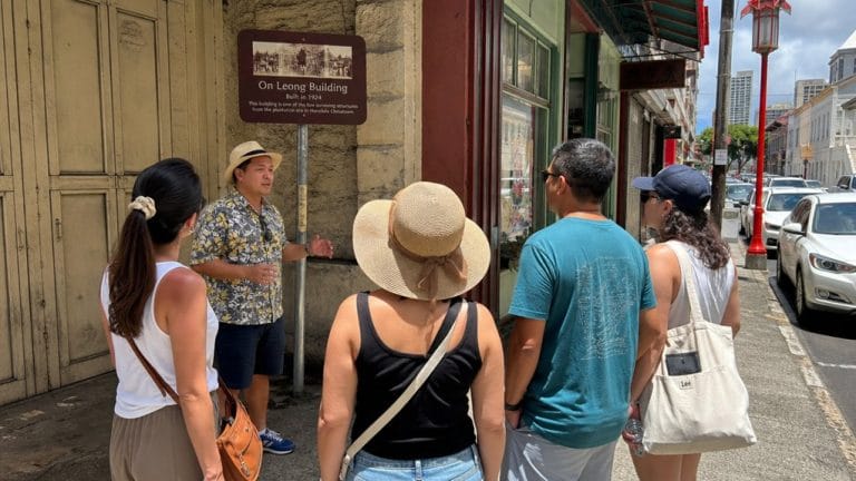 oahu cultural walking tours