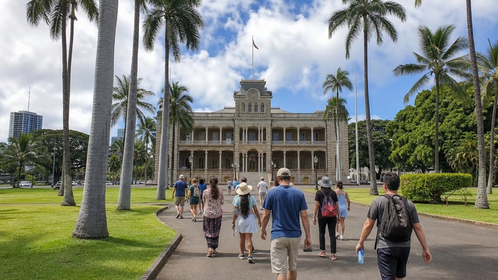 plan visit to iolani palace