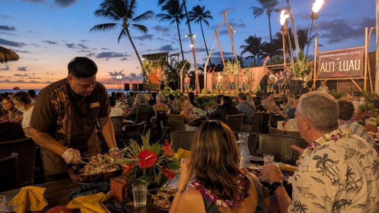 polynesian cultural center luau details