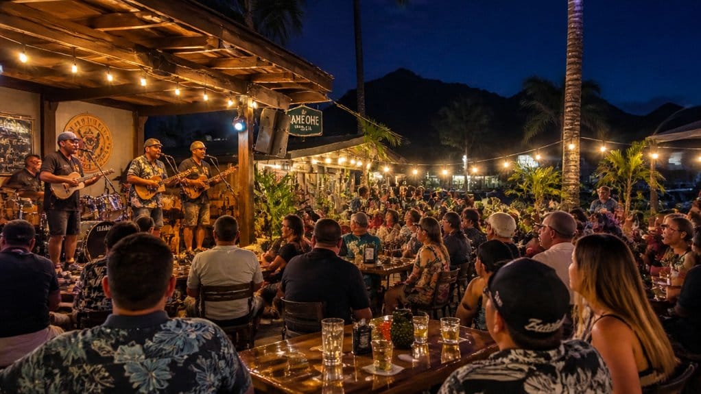 relaxed windward live music