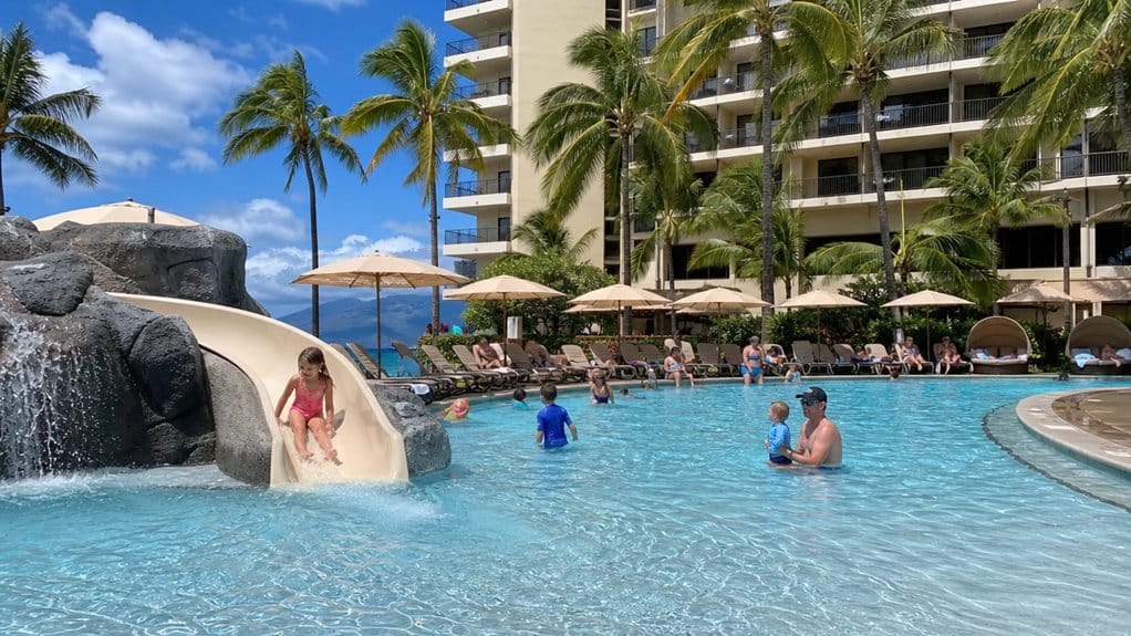 waikiki family friendly pool features