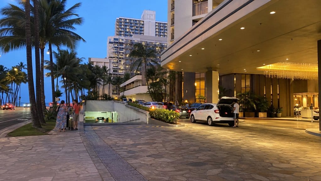 waikiki hotel parking costs