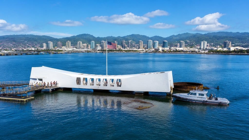 waikiki pearl harbor tour includes