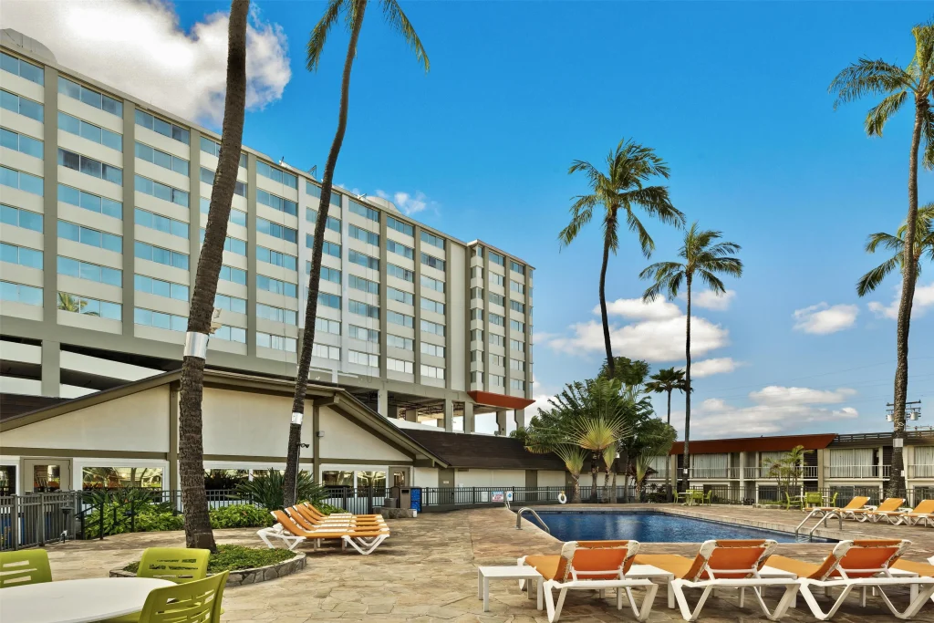 A photo of Best Western The Plaza Hotel Honolulu Airport - Free Breakfast showing the property and rooms.