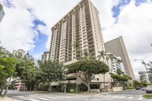 A photo of Discovery Bay showing the property and rooms.