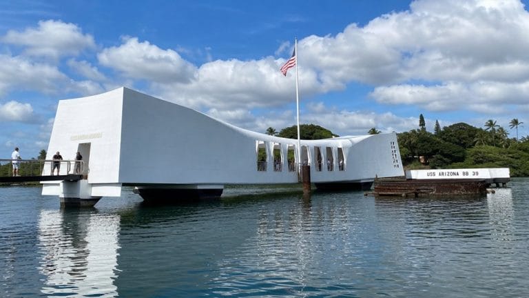 uss arizona memorial completed 1962